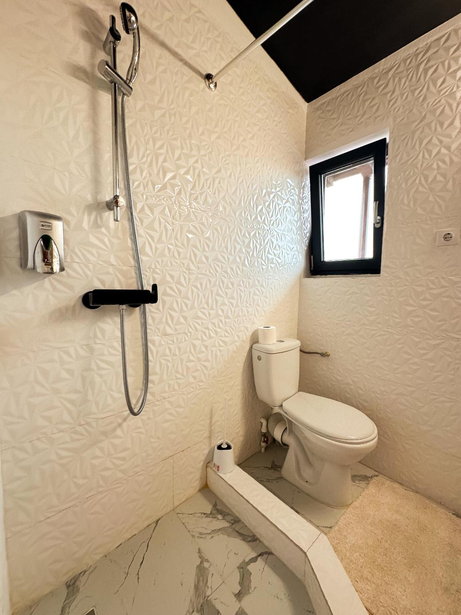 The Royal - Studio With Balcony & Panoramic View Craiova Luaran gambar